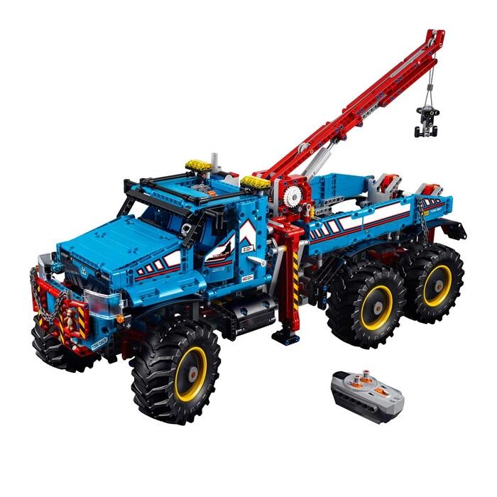 Lego Technic 6x6 Çekici Arazi Kamyonu 42070