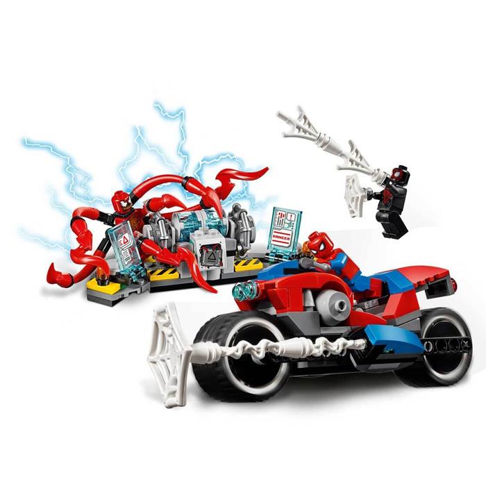 Lego Super Heroes Spiderman Motosikletli Kurtarma 76113